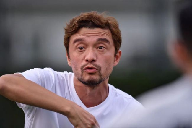 他还需要一些时间来恢复，然后再确定具体的回归时间表。